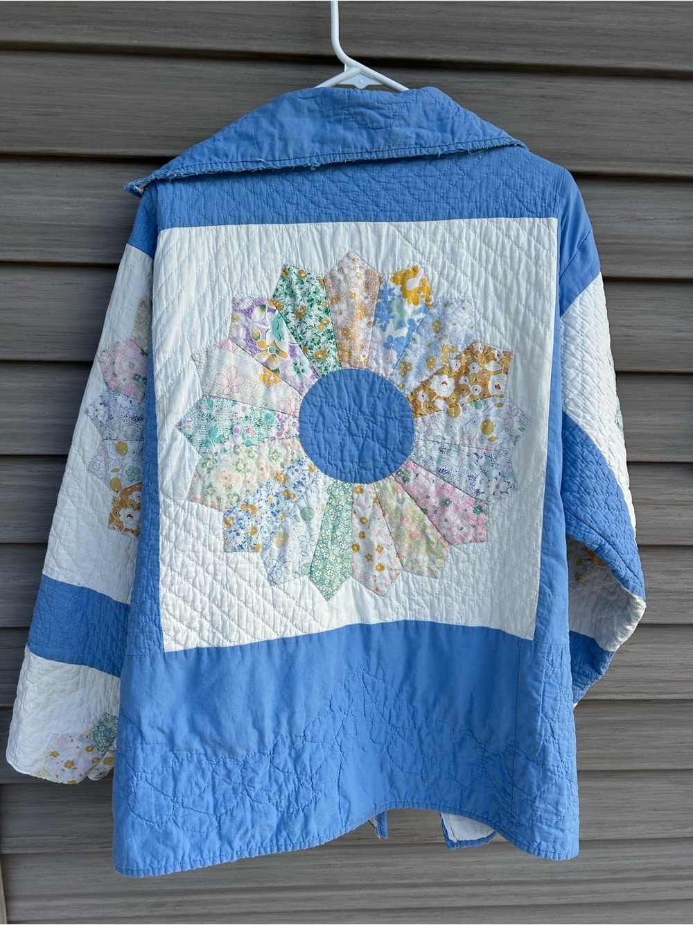 Quilted Floral Patchwork Jacket - handmade - Picture 2 of 3